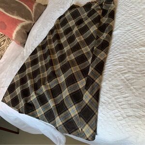 Kookai plaid skirt. Size XS. Made in France.